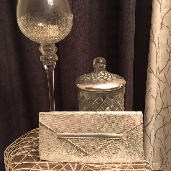 Victoria’s Secret Silver Envelope Evening Bag - Picture 2 of 6